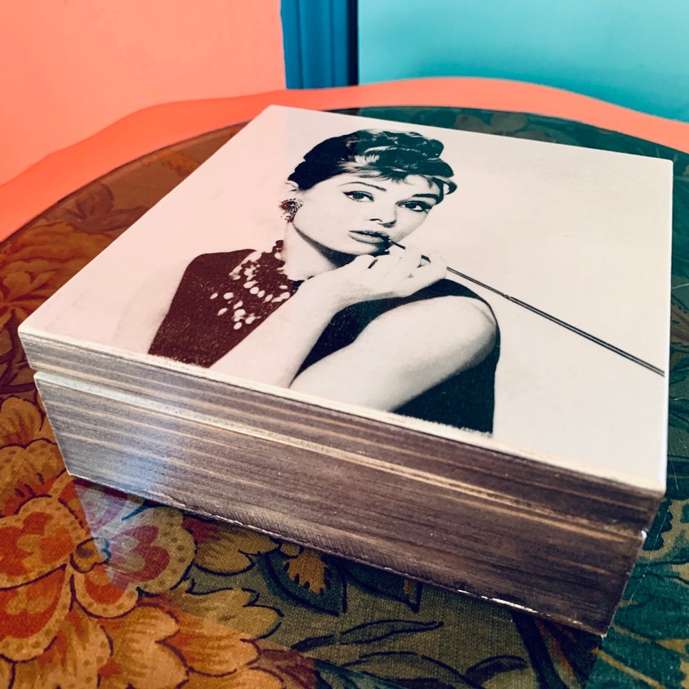Handmade Audrey Hepburn/orchid box